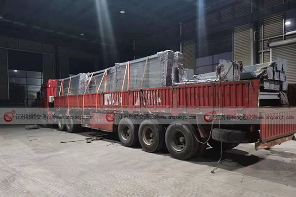 公交候車(chē)亭制造要點(diǎn)有哪些