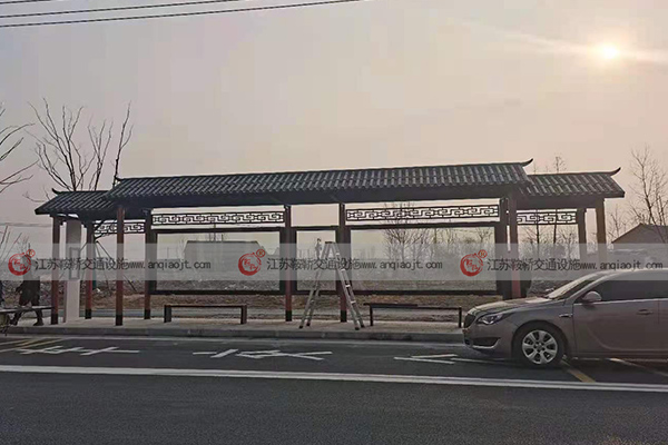 不同類(lèi)型候車(chē)亭站牌廣告的選擇技巧