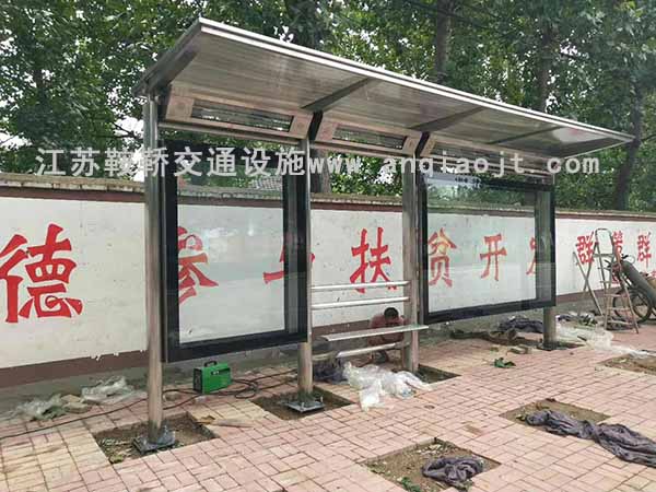 廣東佛山不銹鋼公交候車(chē)亭案例