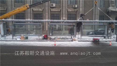 公交候車(chē)亭